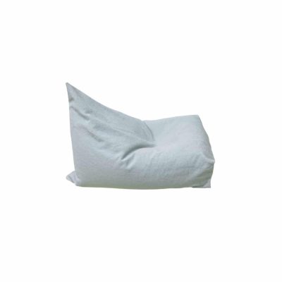 פוף Chair של RANCO בריפוד אריג תכלת פסטל, צורת פירמידה משולשת